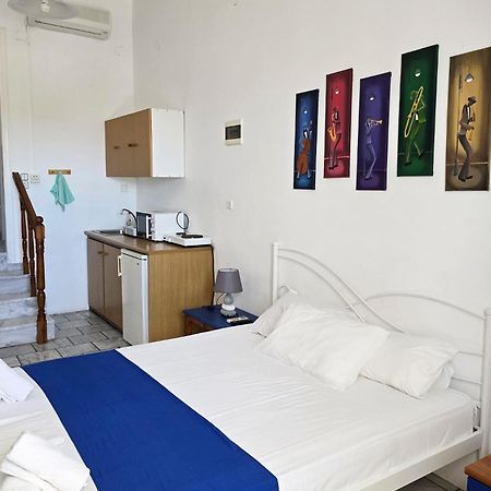 Villa Dolphin Azolimnos Eksteriør billede